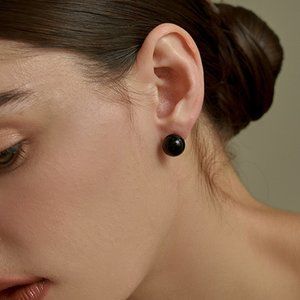 6mm Natural obsidian earrings in 925 Stering Silver